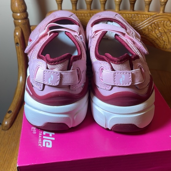 Like New Cheeks Fit Body Walker Size 8 Pink Sneakers Shoes - Picture 4 of 5